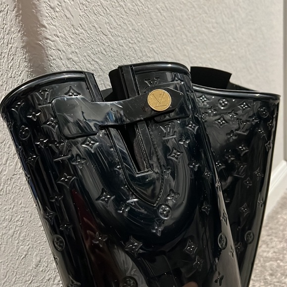 Louis Vuitton Rain Boots - Picture 2 of 4